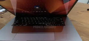 Laptop Apple MacBook Pro 2017 16GB Intel Core i7 SSD 256GB