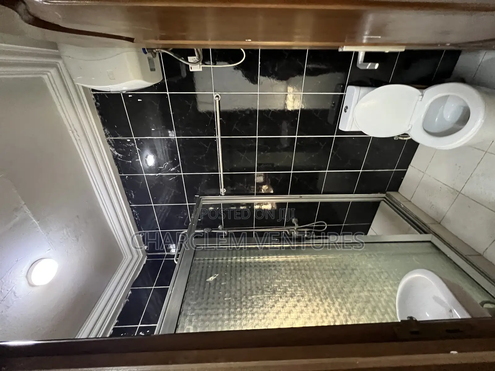 16bdrm Apartment in Charclem Ventures, East Legon for sale