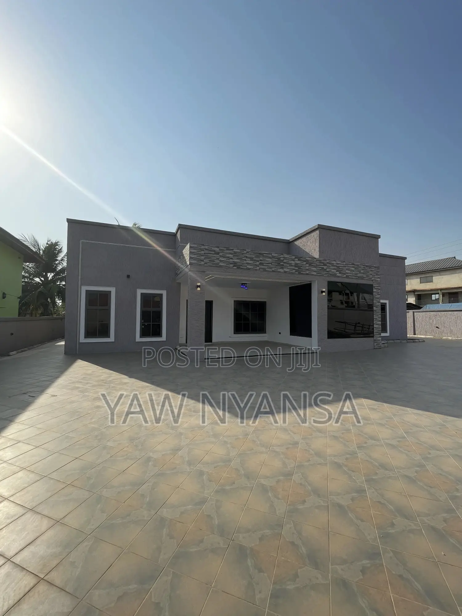 3bdrm Duplex in Bn Properties, Ashomang Estate for sale