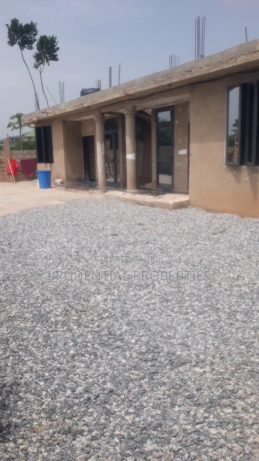 4bdrm House in Pokuase for sale