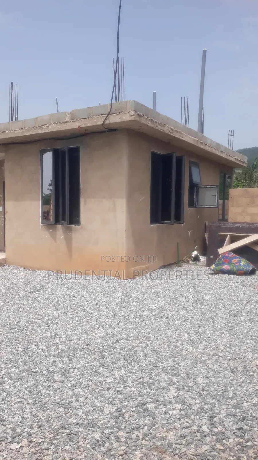 4bdrm House in Pokuase for sale