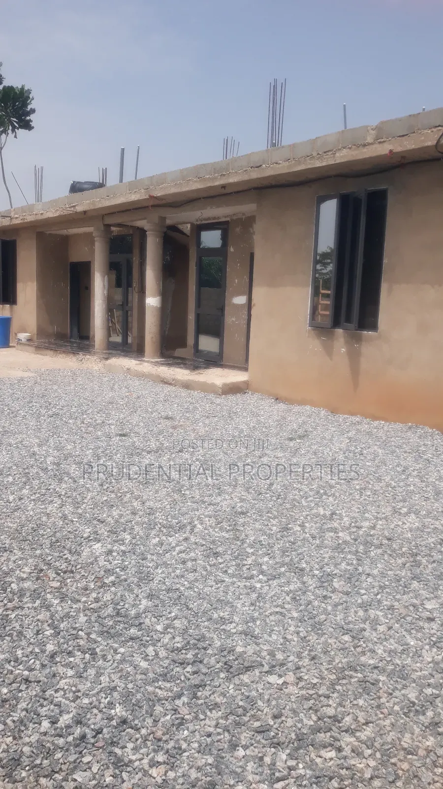 4bdrm House in Pokuase for sale