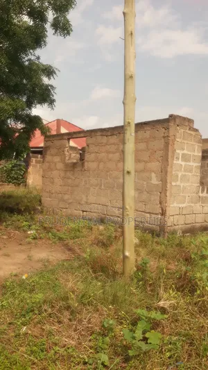 3bdrm House in Manhean for sale