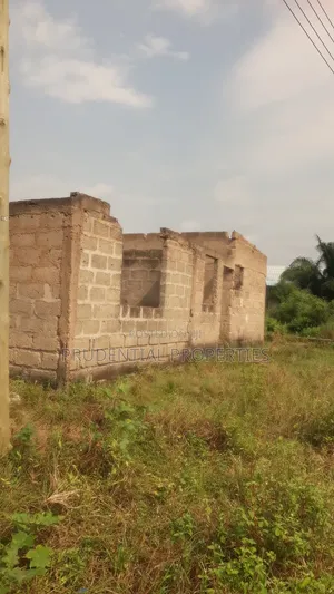 3bdrm House in Manhean for sale
