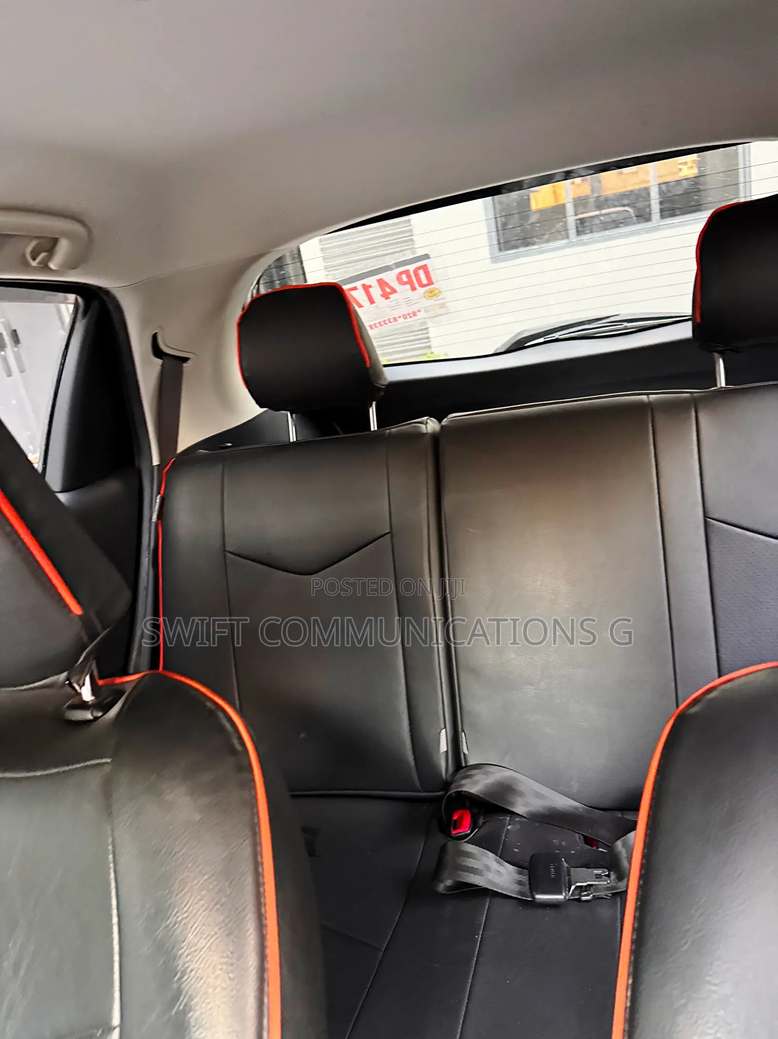 Toyota Vitz 1.3 FWD 5dr 2013 Black