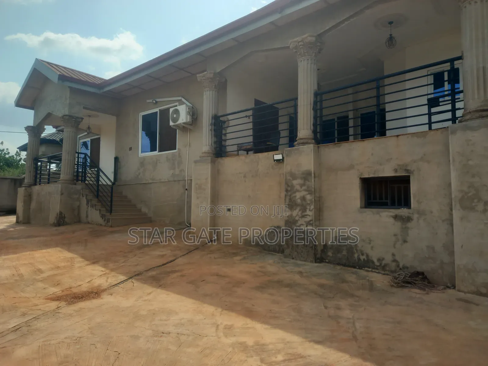 5bdrm House in Sokoban Kwanwoma for sale