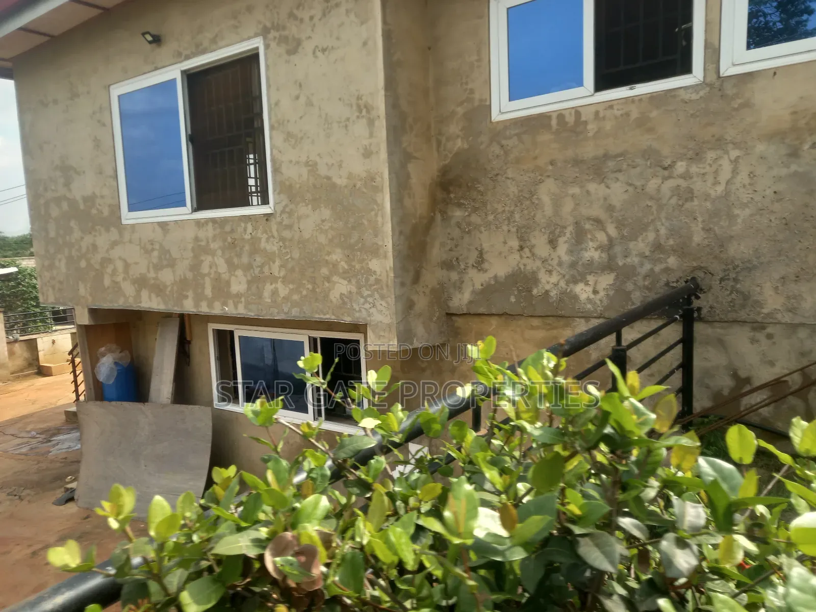 5bdrm House in Sokoban Kwanwoma for sale