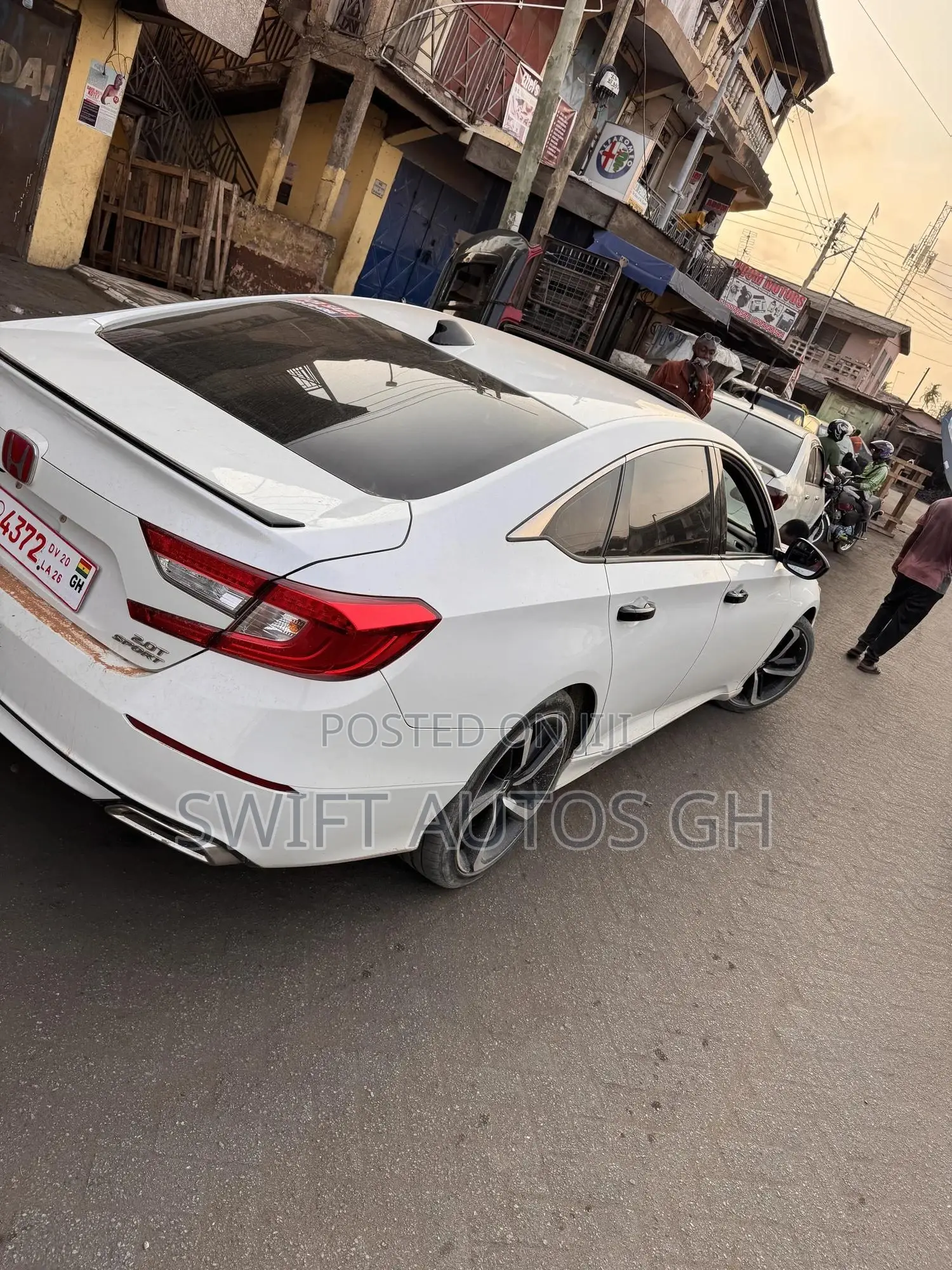 Honda Accord Sport 2.0T 2022 White