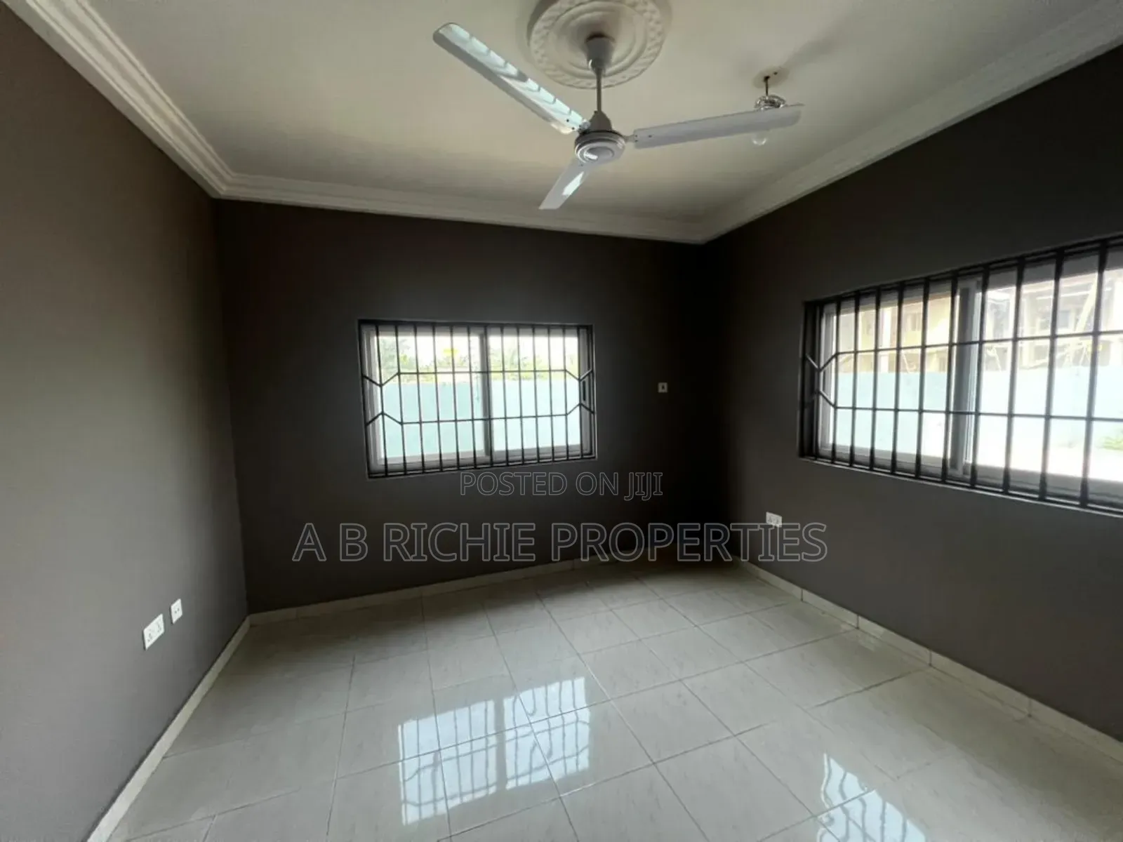 3bdrm Bungalow in Ab Richie Properties, Ashomang Estate for sale