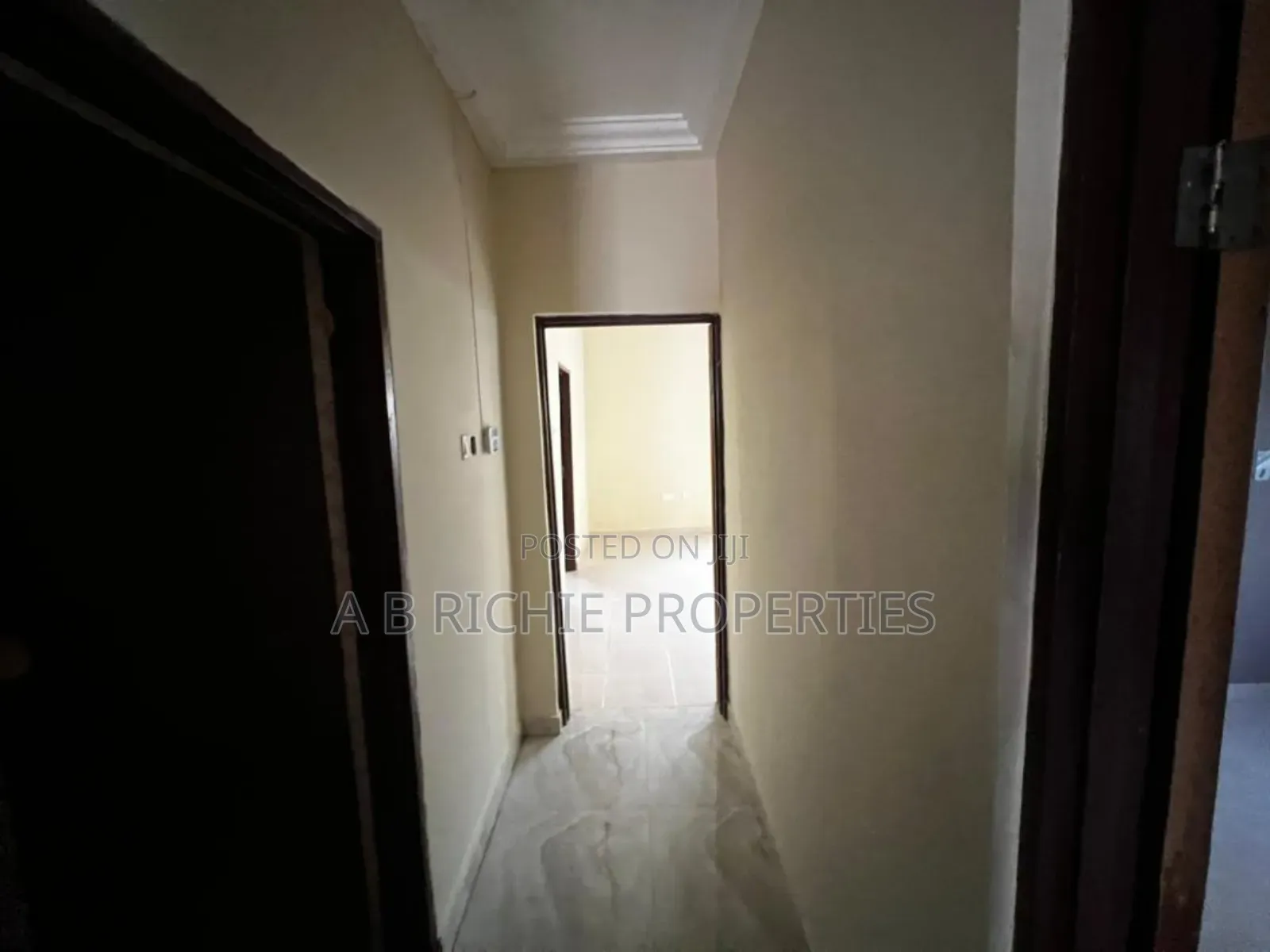 3bdrm Bungalow in Ab Richie Properties, Ashomang Estate for sale