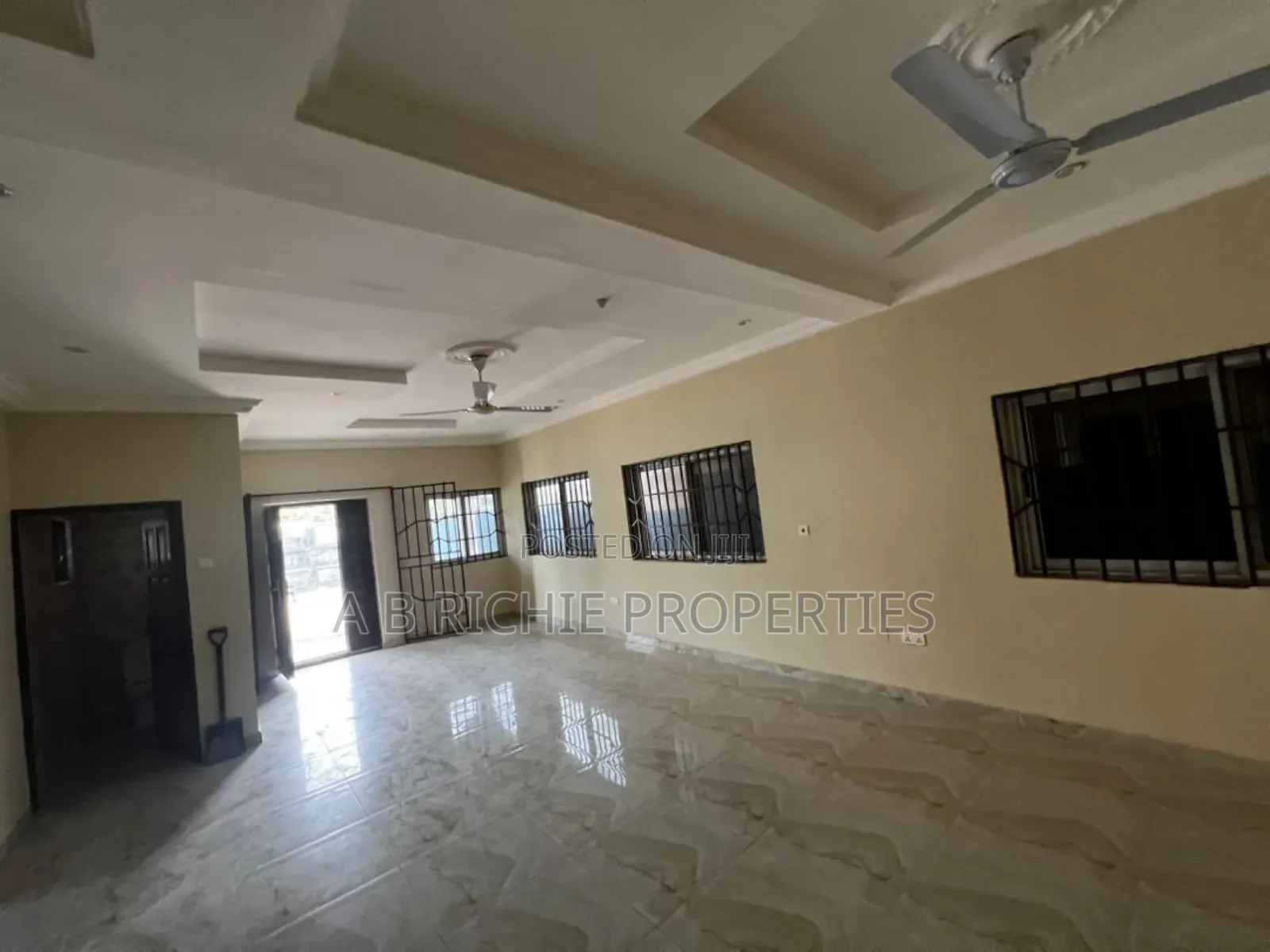 3bdrm Bungalow in Ab Richie Properties, Ashomang Estate for sale