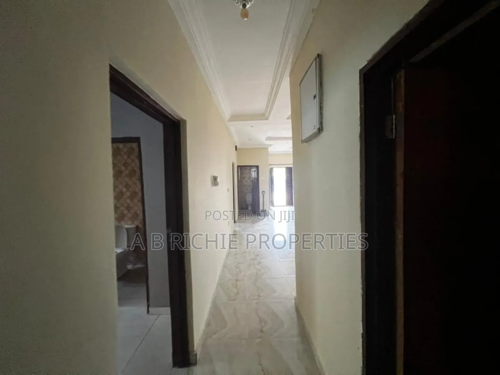 3bdrm Bungalow in Ab Richie Properties, Ashomang Estate for sale