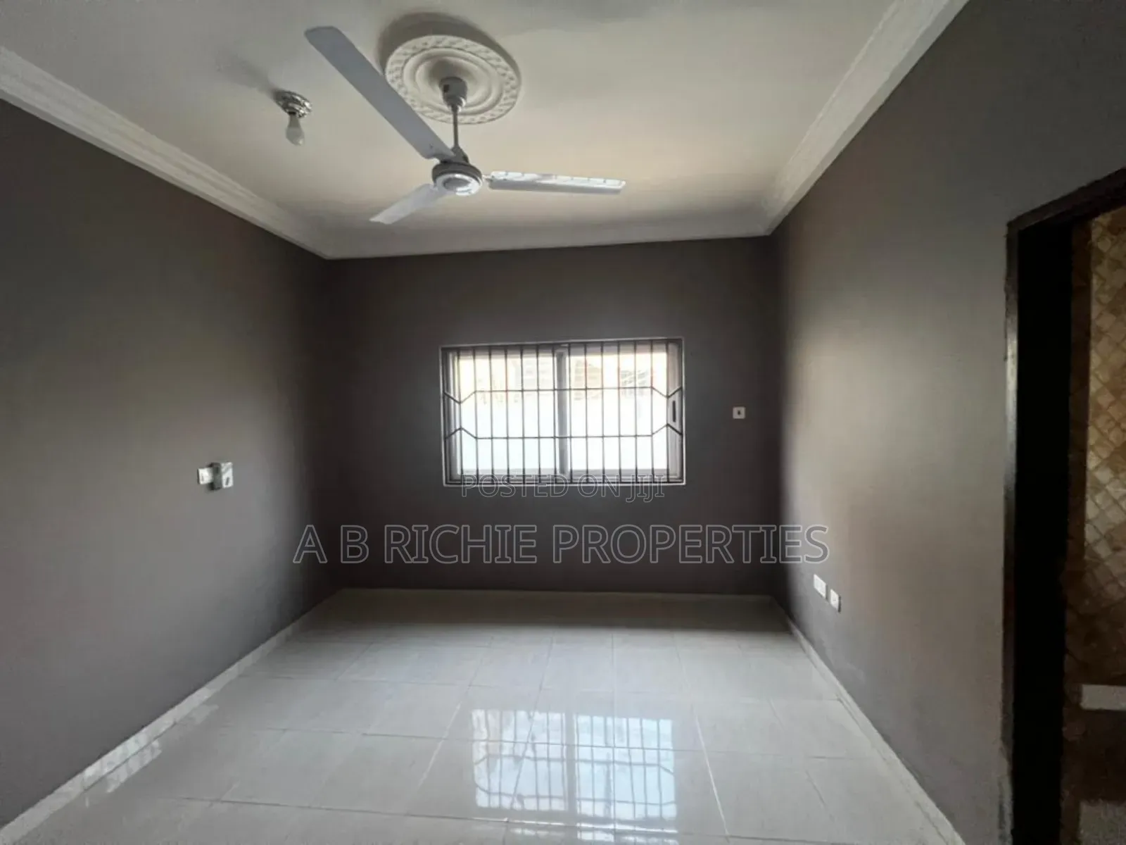 3bdrm Bungalow in Ab Richie Properties, Ashomang Estate for sale