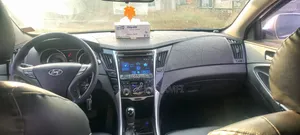 Hyundai Sonata Limited 2.0T Sedan (2.0L 4cyl 6A) 2012 Silver
