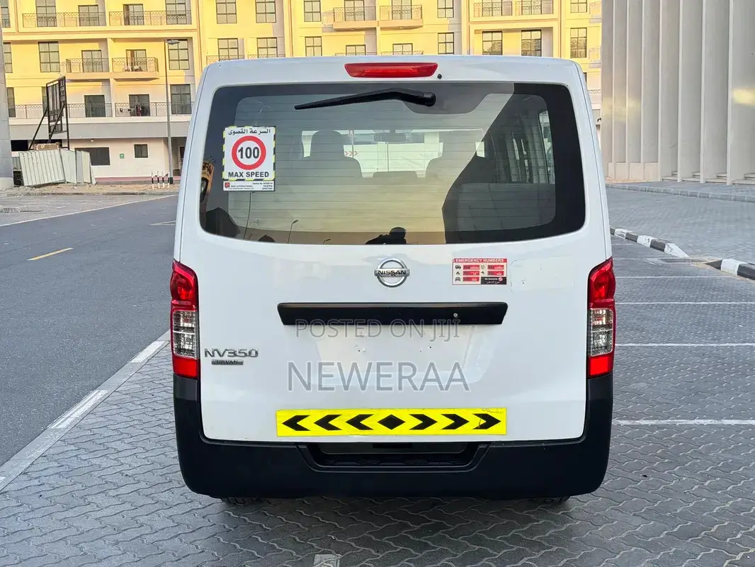 Nissan Caravan (Urvan) 2017 White
