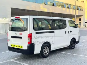 Nissan Caravan (Urvan) 2017 White