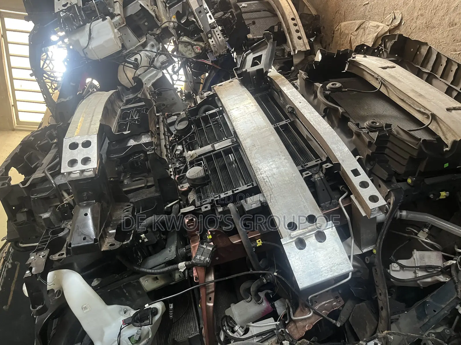 Toyota Tundra,F150,Honda Civic16-25,Honda Crv16-25 Body Parts Availab