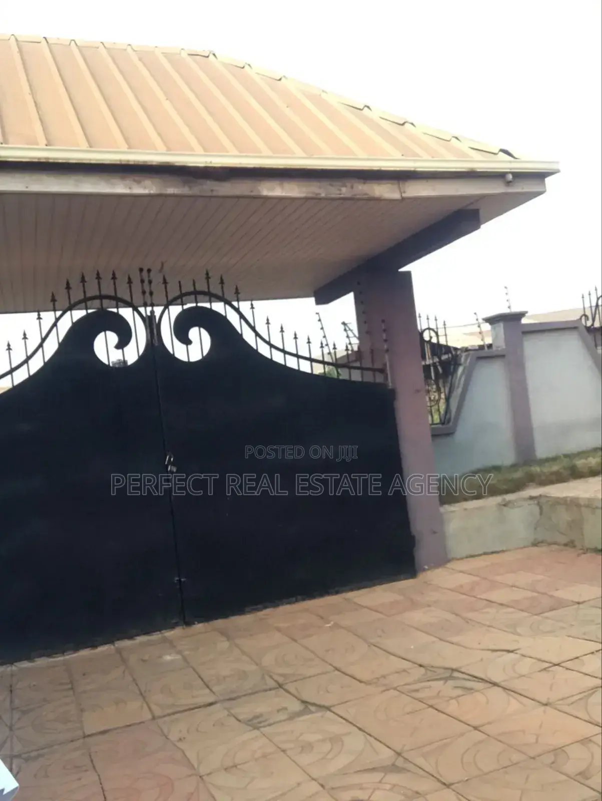 Furnished 4bdrm Apartment in Santasi Jericho, Kumasi Metropolitan