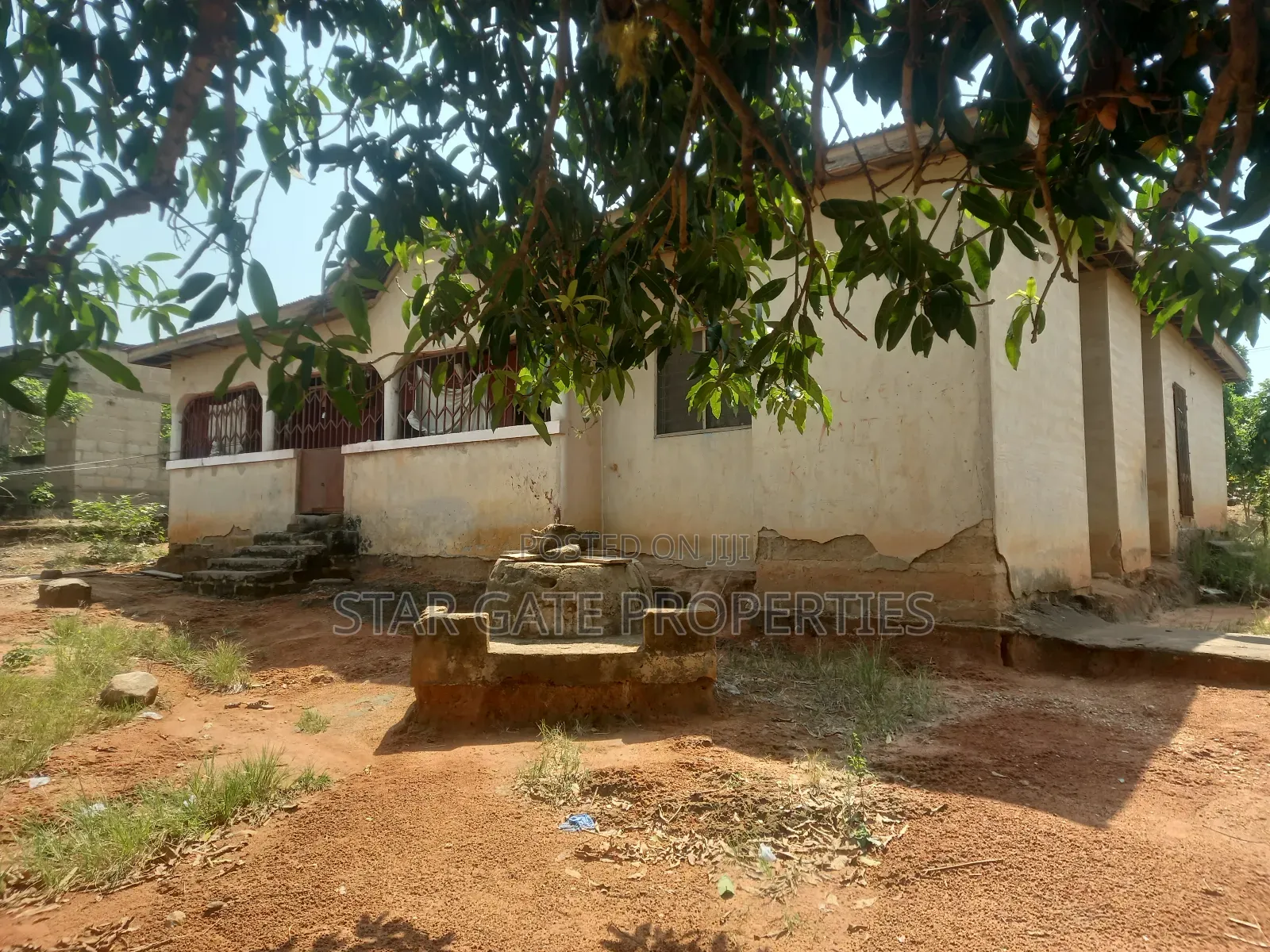 4bdrm House in Kenyasi Adwumam, Kumasi Metropolitan for sale