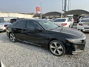 Honda Accord Touring 2.0T 2018 Black