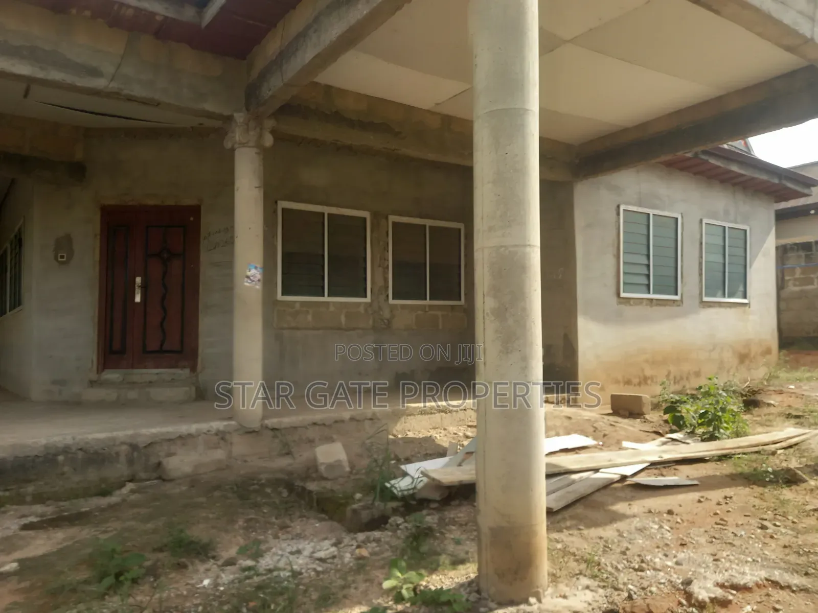 5bdrm House in Kenyasi Adwumam, Kwabre for sale