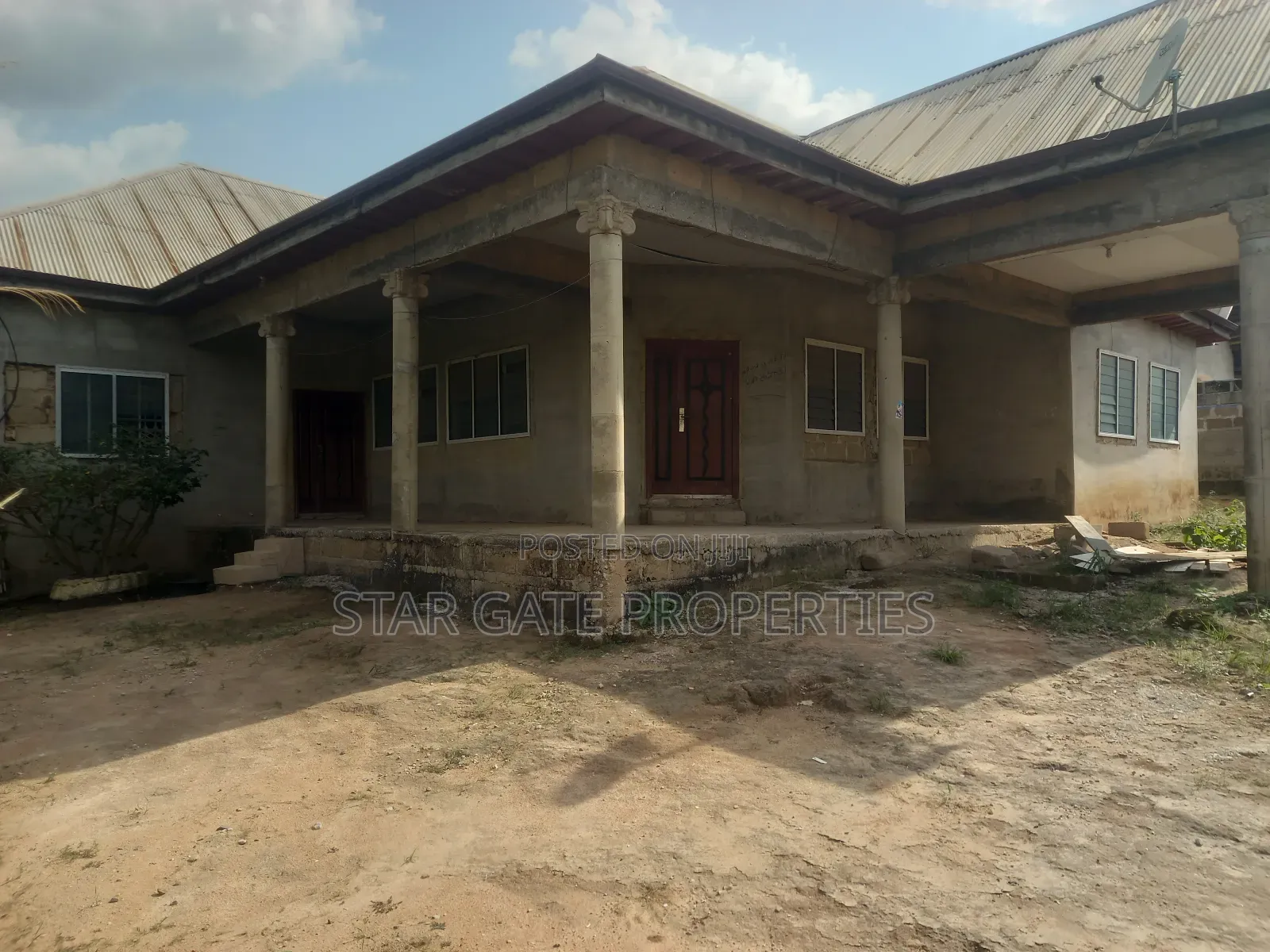 5bdrm House in Kenyasi Adwumam, Kwabre for sale