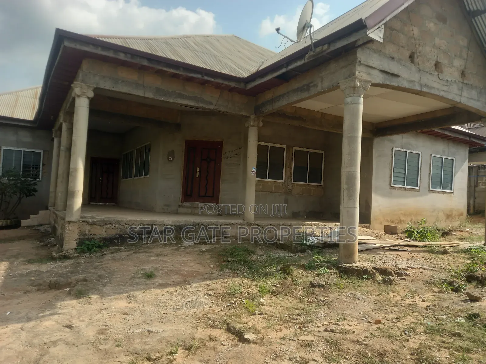 5bdrm House in Kenyasi Adwumam, Kwabre for sale