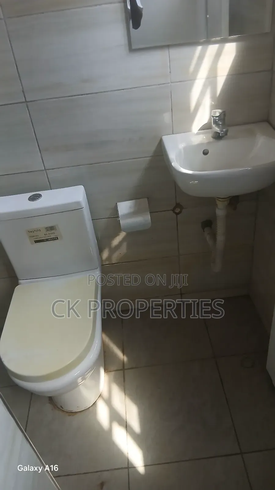 Mini Flat in Dome for rent