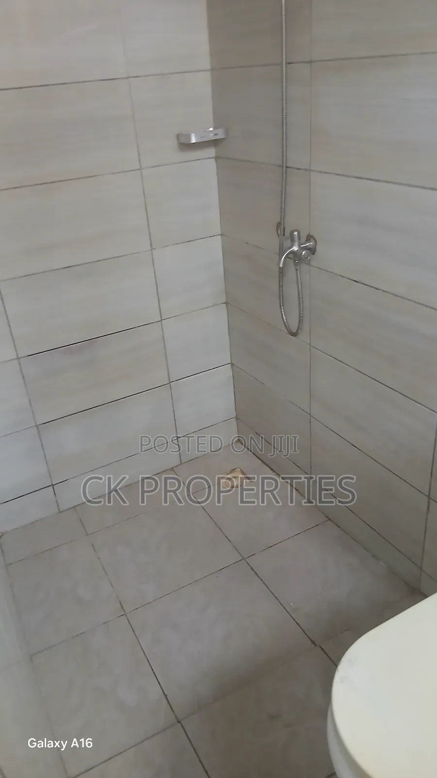 Mini Flat in Dome for rent