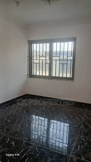 Mini Flat in Dome for rent