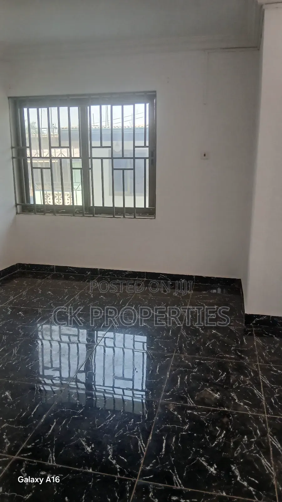 Mini Flat in Dome for rent