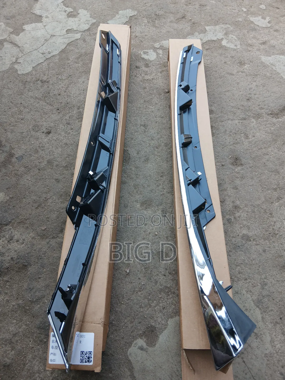 Hond Civic 2016 to 2020 Headlight Eyelid Moulding