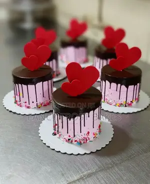 Love or Heart Cake