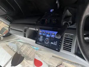 Toyota HiAce 2013 Black