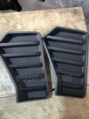 Tacoma 2023-2024 Headlight Seat Pair