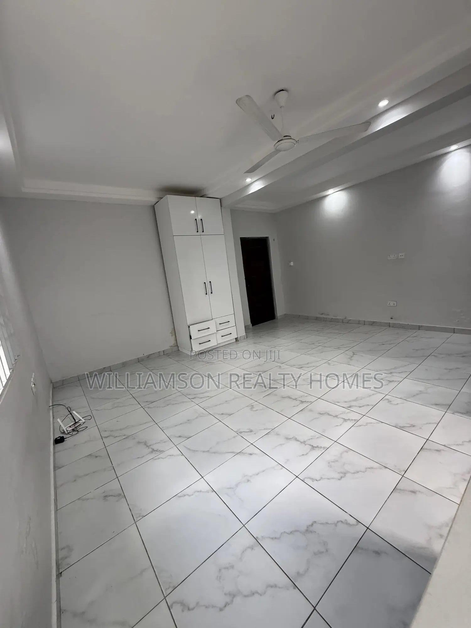 1bdrm Apartment in Community 18 Area, Spintex for rent