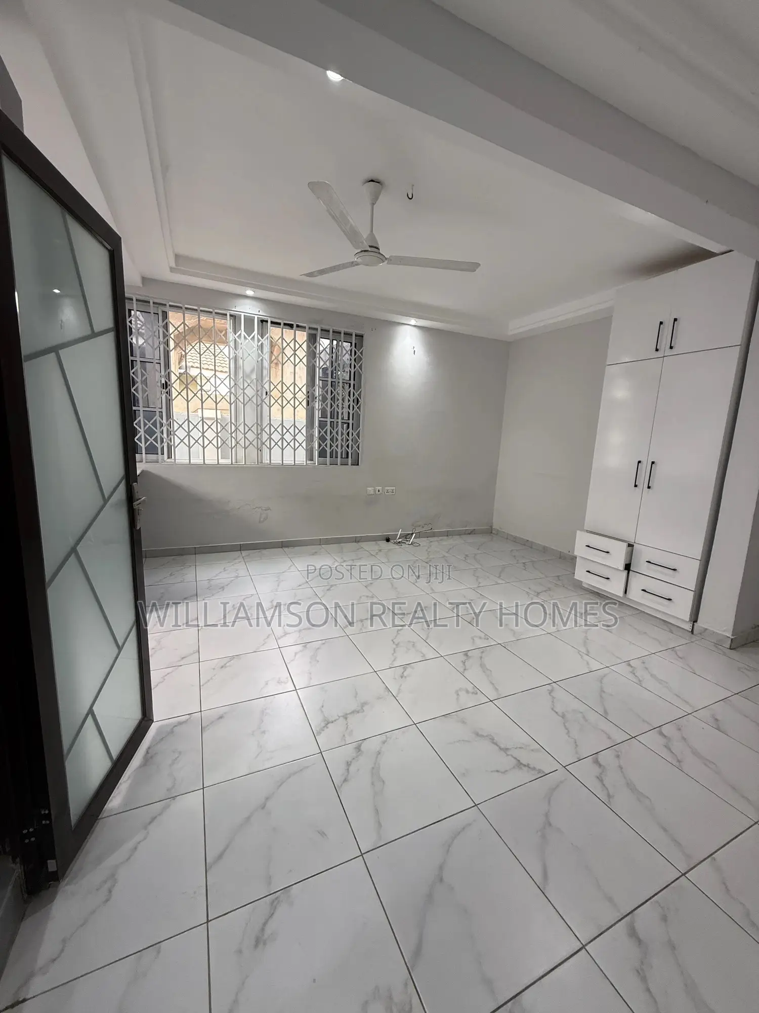 1bdrm Apartment in Community 18 Area, Spintex for rent