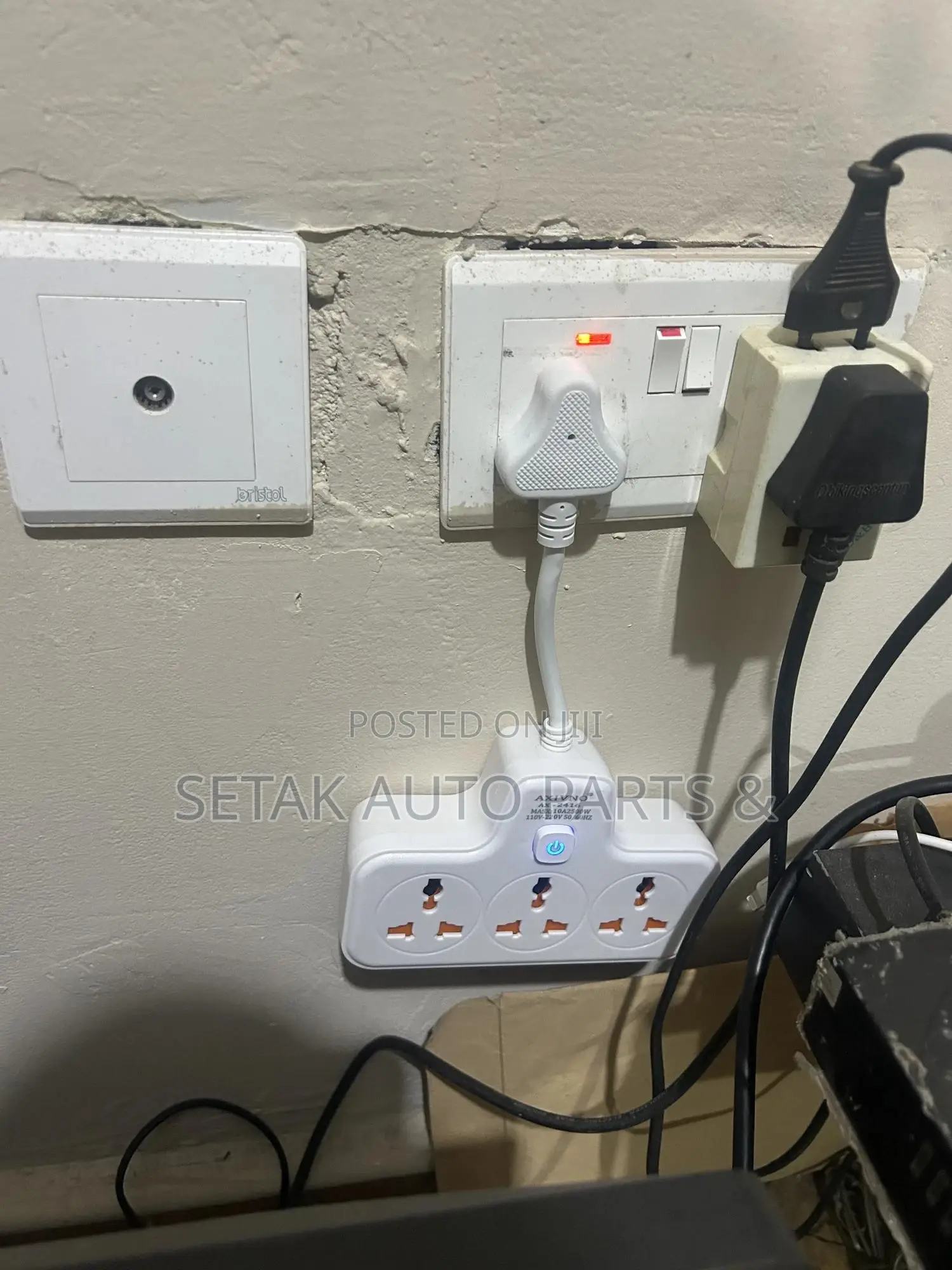 Universal Multi Socket 2 Usb 1 Type-c 2.1a Children Protection