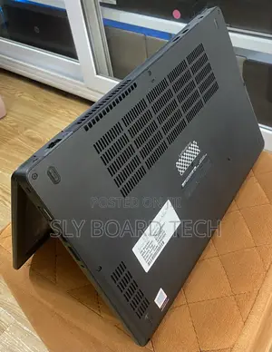 Laptop Dell Latitude 5590 8GB Intel Core i5 SSD 256GB