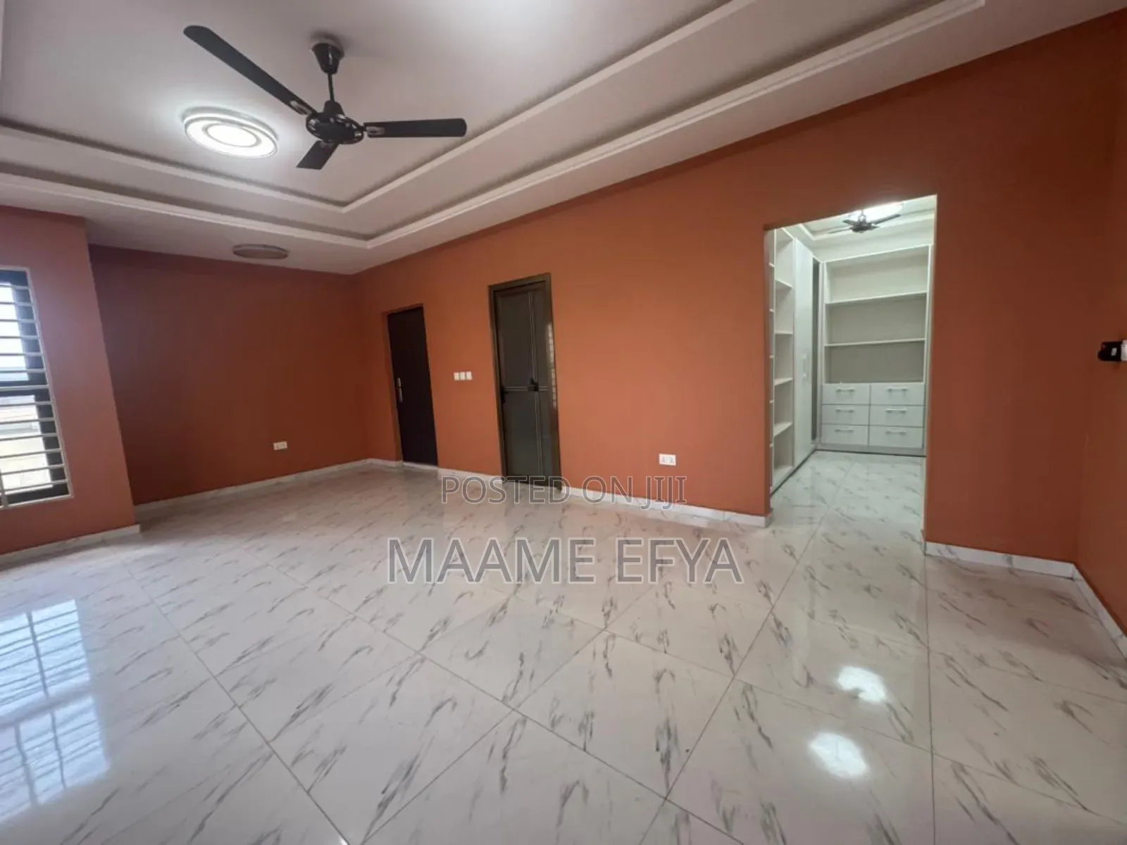 4bdrm House in Sakumono for sale