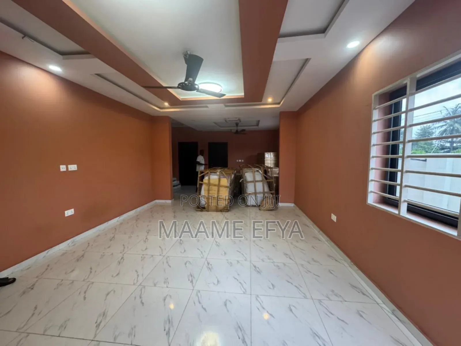 4bdrm House in Sakumono for sale