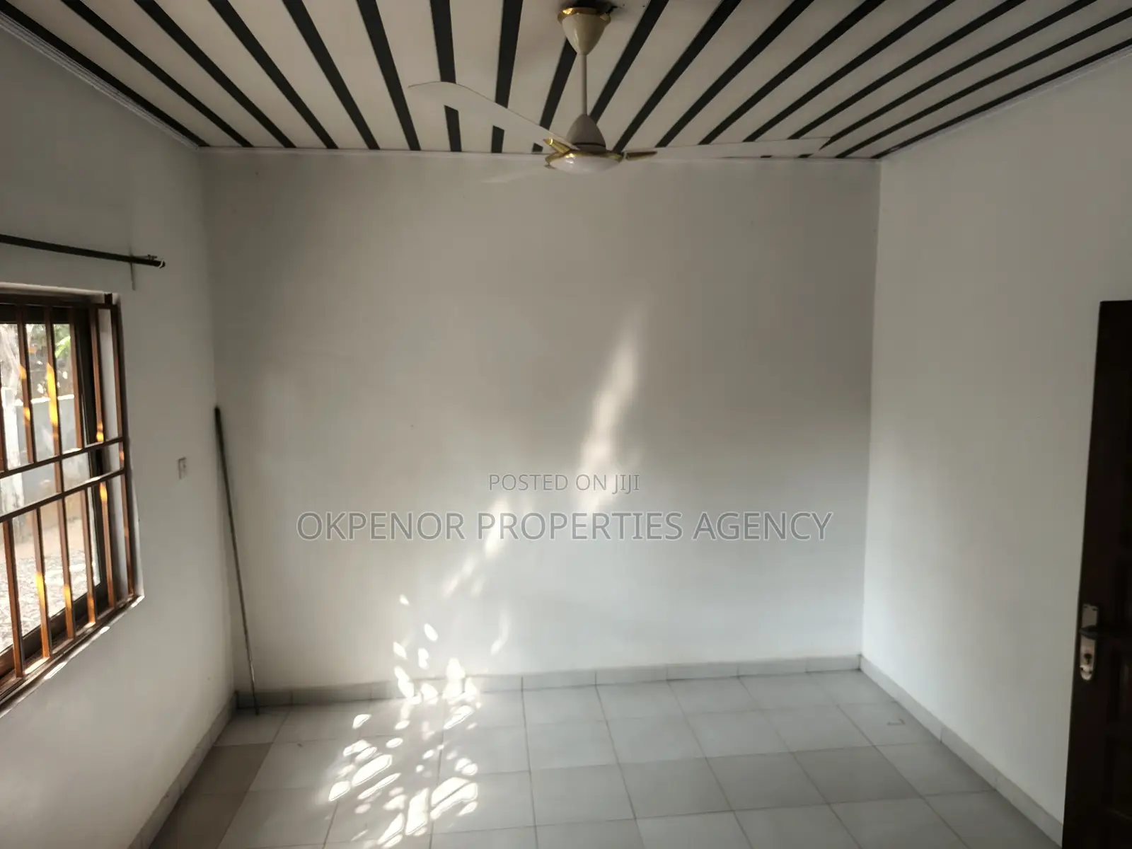 8bdrm House in Ofankor, Accra Metropolitan for sale
