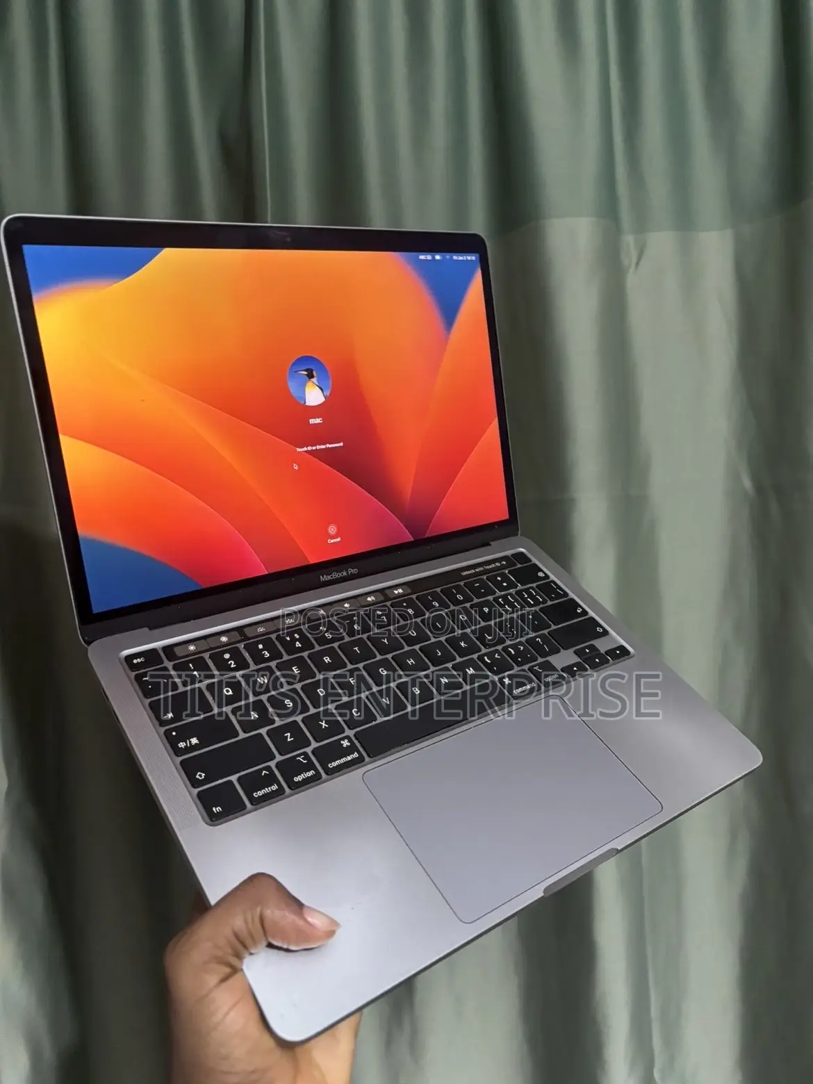 Laptop Apple MacBook Pro 2020 8GB Intel Core I5 HDD+SSD 256GB