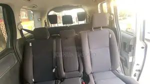 Toyota Voxy 2014 White