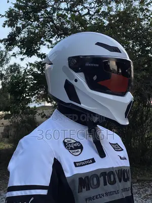 Dot Certified Motorcycle Motor Bike Helmet Mt07 BMW Kawasaki Honda