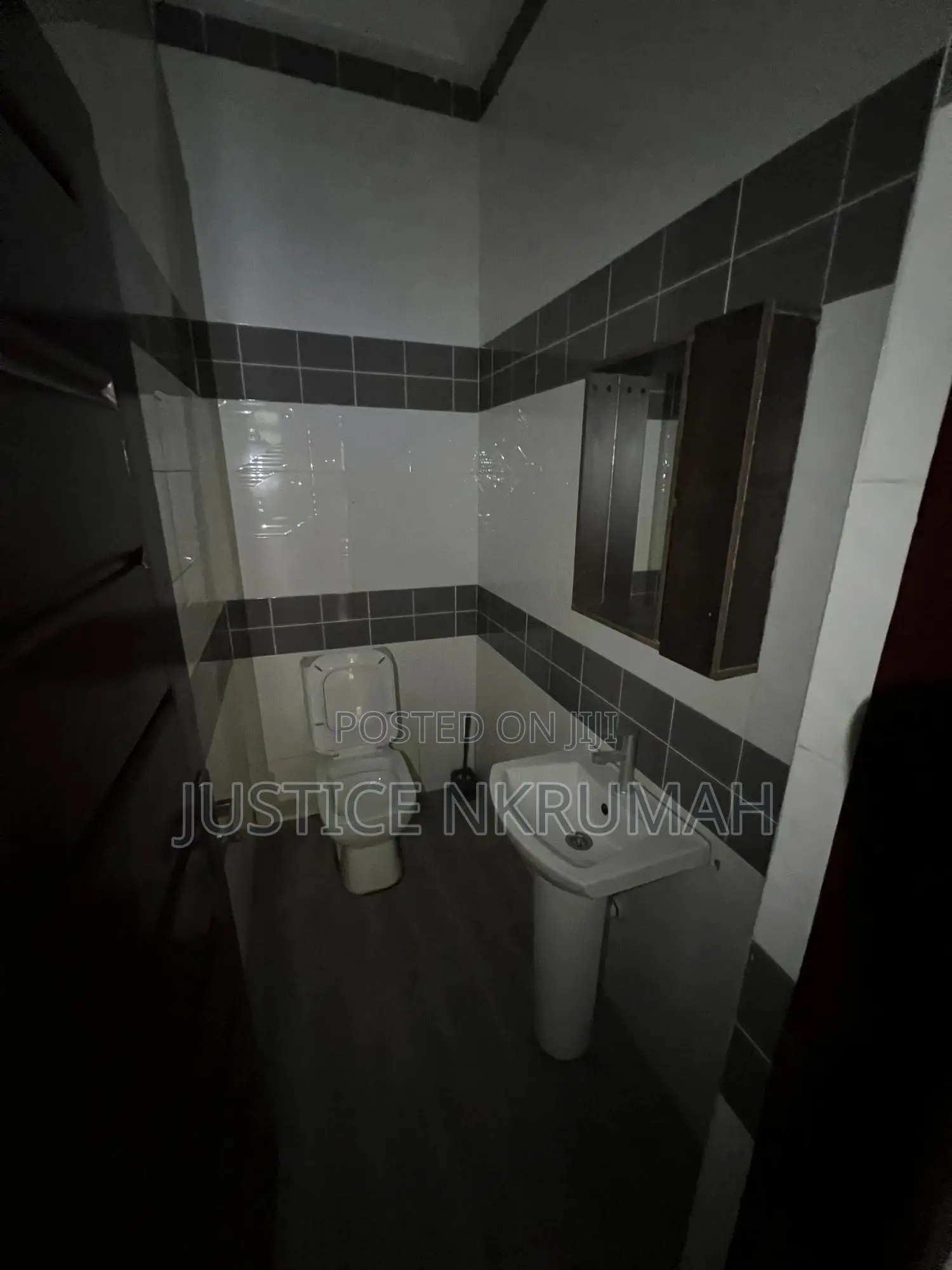 3bdrm Apartment in Mr Justice Estate, Tetegu for rent