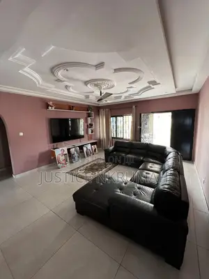 3bdrm Apartment in Mr Justice Estate, Tetegu for rent
