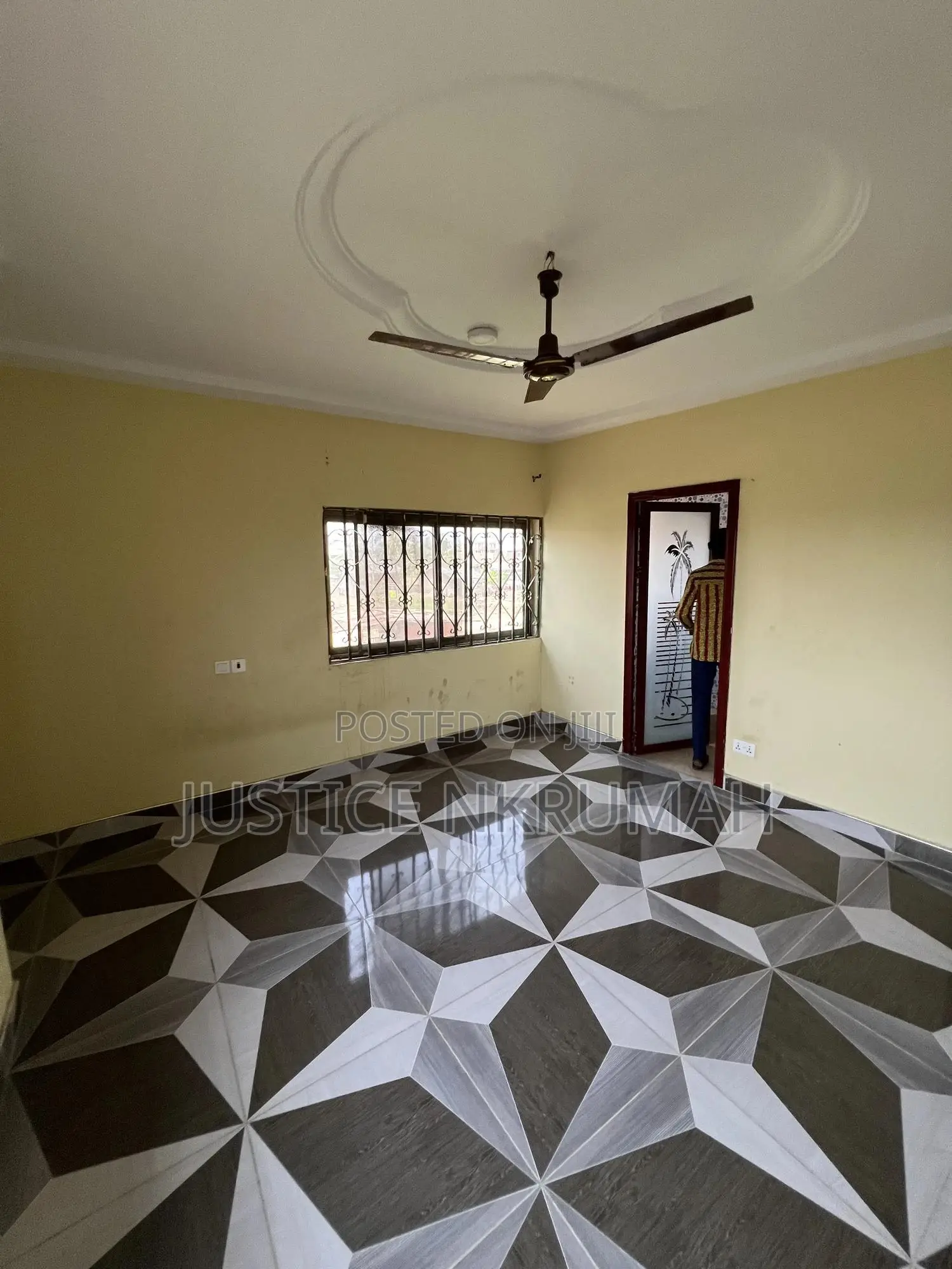 3bdrm Apartment in Mr Justice Estate, Tetegu for rent
