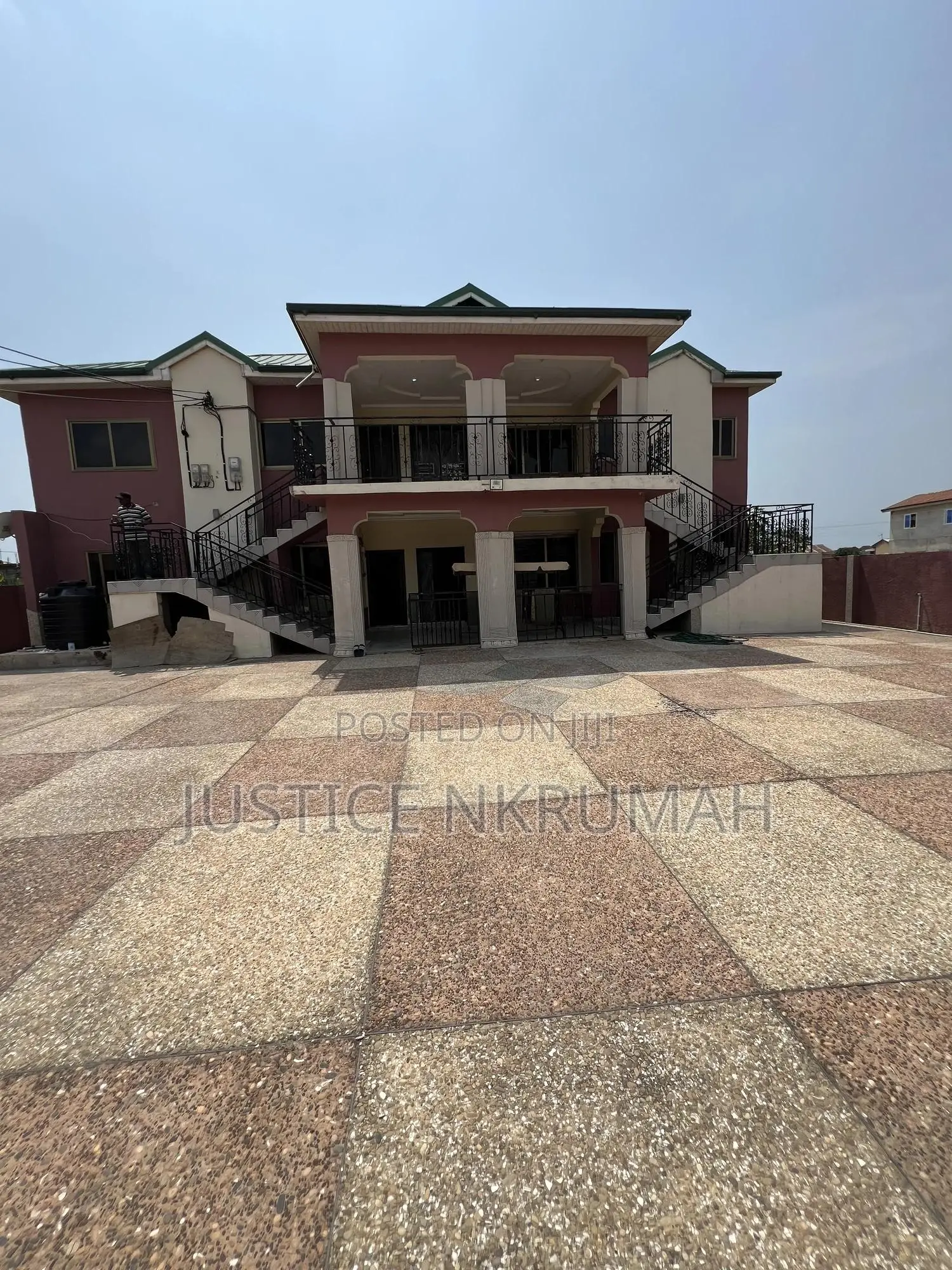3bdrm Apartment in Mr Justice Estate, Tetegu for rent