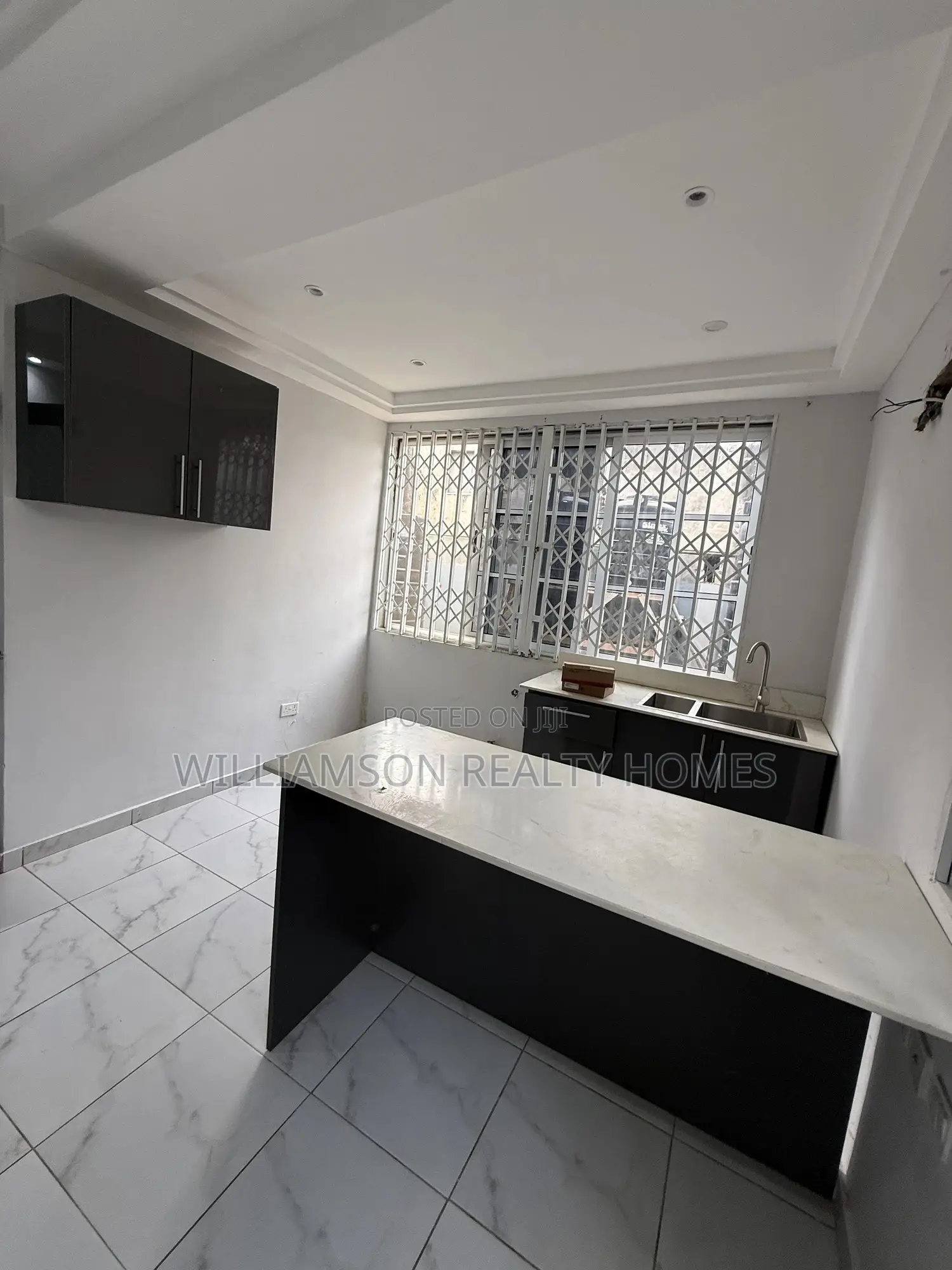 1bdrm Apartment in Community 18 Area, Spintex for rent